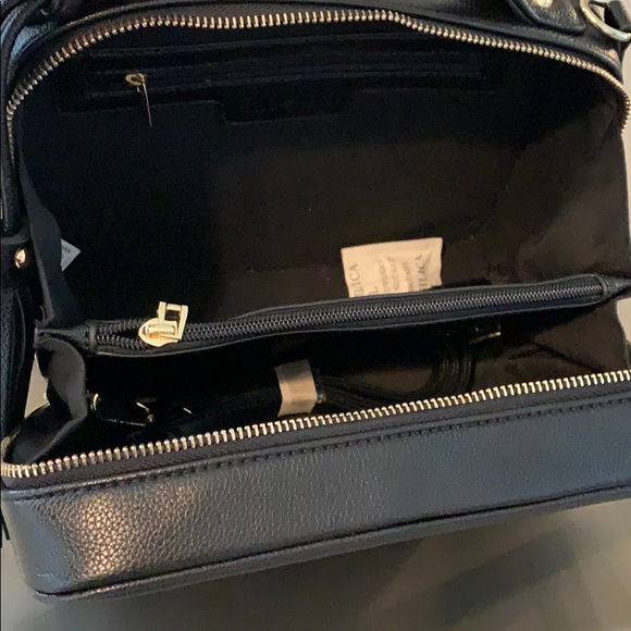 💕LAST 1💕Black Quilted Box Satchel ⭐️ - Picture 8 of 16